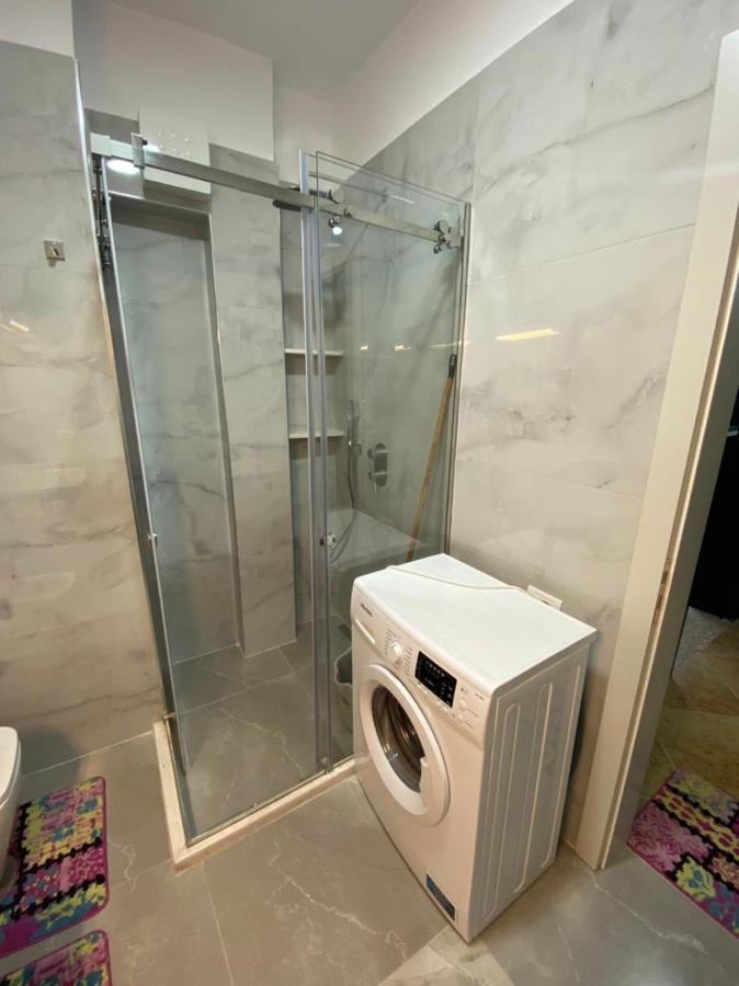 Beach Front Apartment Vlorë 외부 사진